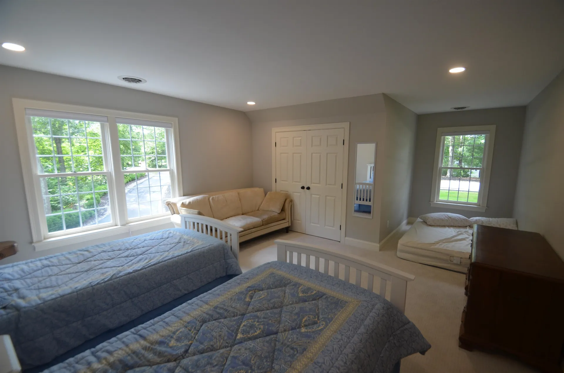 35 Colonel Daniels Drive Bedford NH 03110
