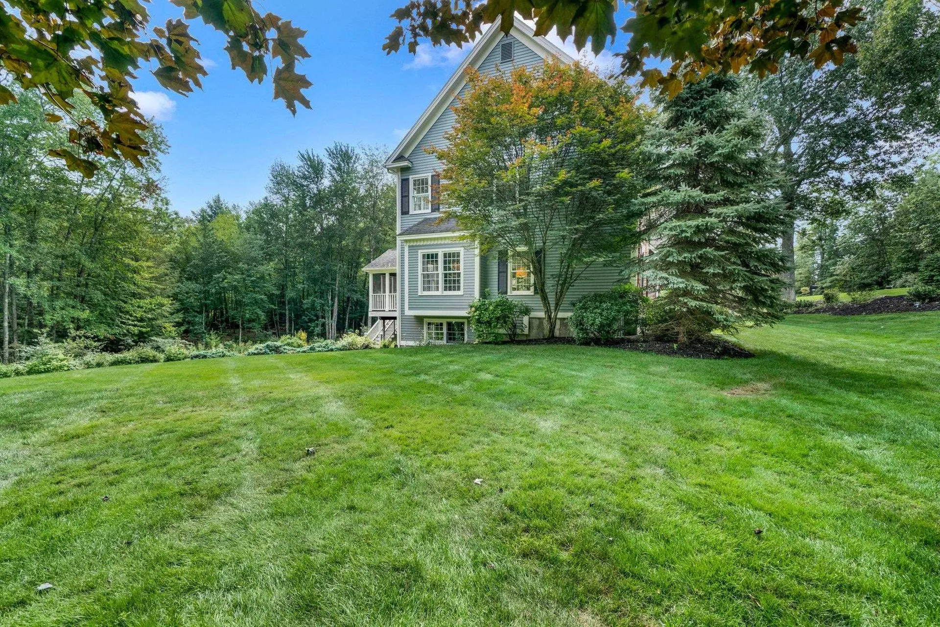 35 Colonel Daniels Drive Bedford NH 03110