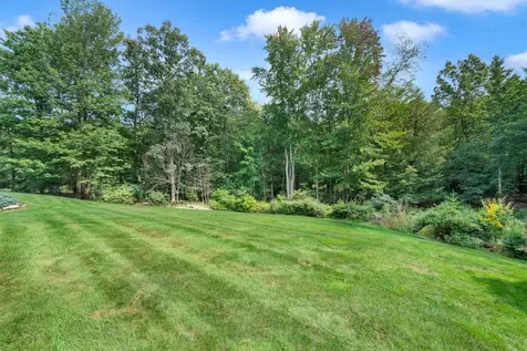 35 Colonel Daniels Drive Bedford NH 03110