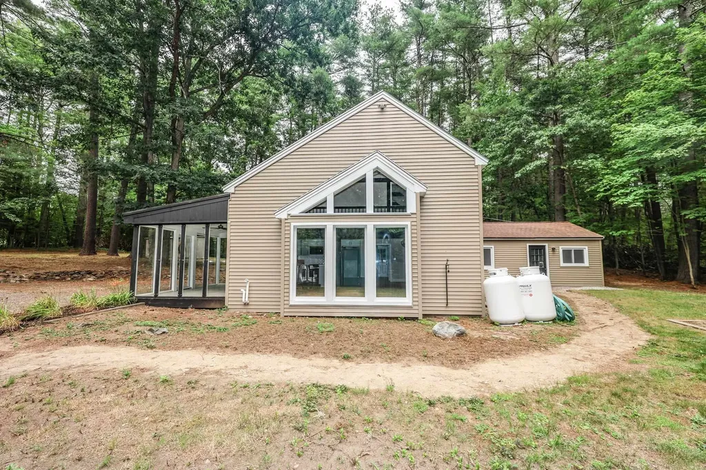 112 Gilson Road Nashua NH 03062