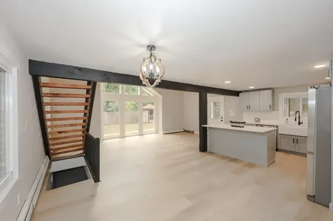 112 Gilson Road Nashua NH 03062