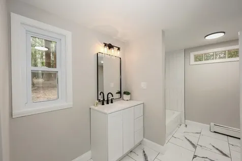 112 Gilson Road Nashua NH 03062