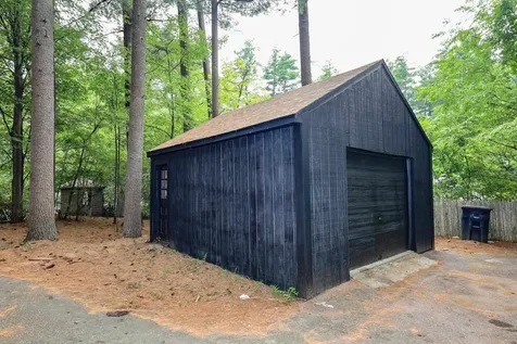 112 Gilson Road Nashua NH 03062