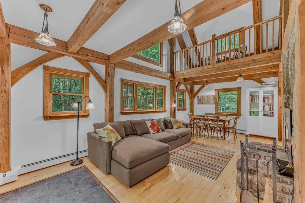 105 Swazey Lane Bethlehem NH 03574