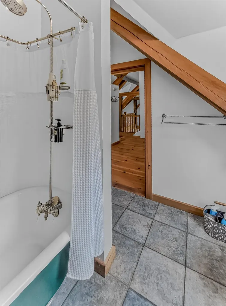 105 Swazey Lane Bethlehem NH 03574