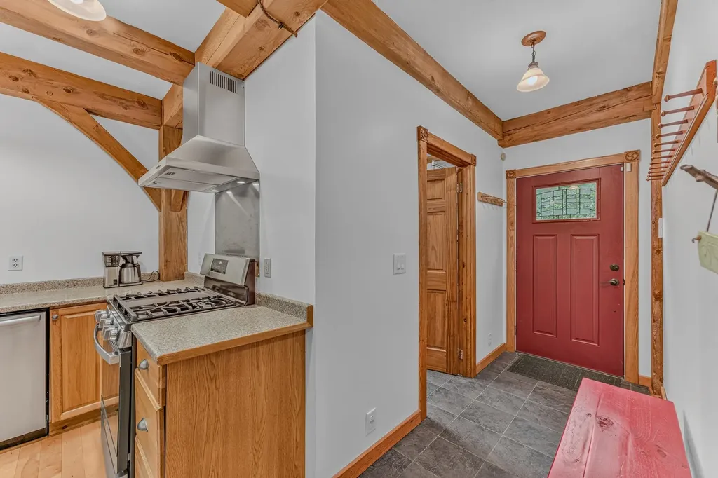 105 Swazey Lane Bethlehem NH 03574