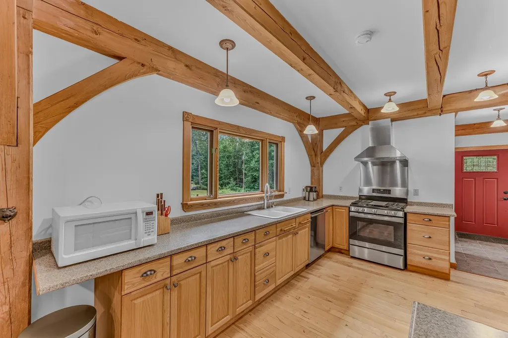 105 Swazey Lane Bethlehem NH 03574