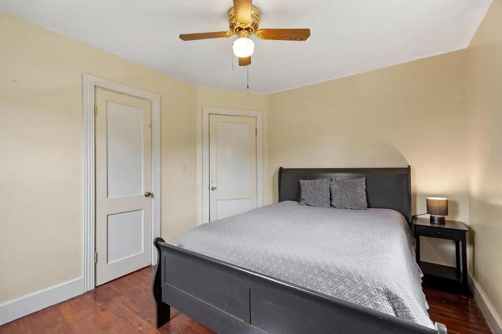 32 Rollins Road Rollinsford NH 03869