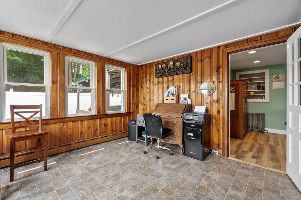 32 Rollins Road Rollinsford NH 03869