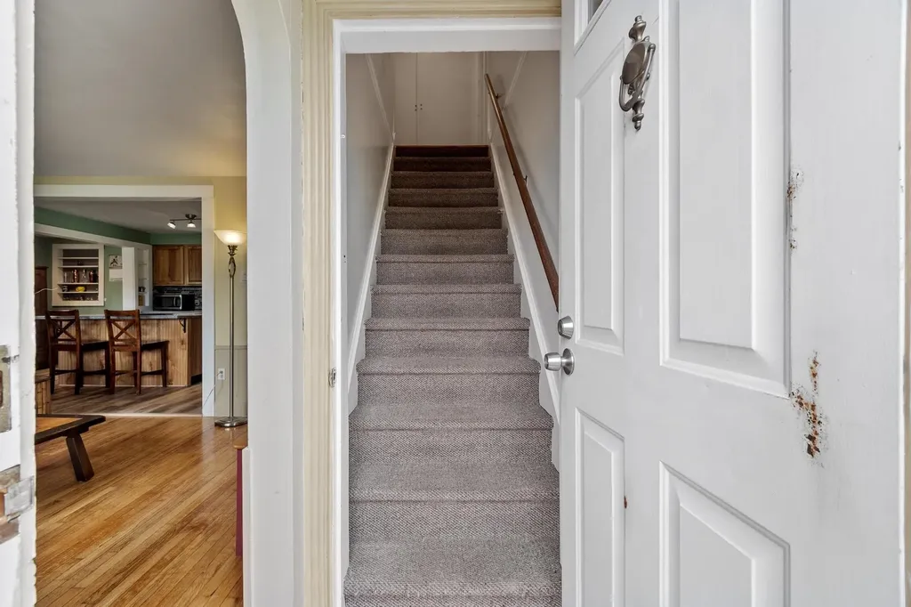 32 Rollins Road Rollinsford NH 03869