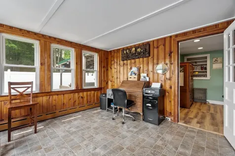 32 Rollins Road Rollinsford NH 03869