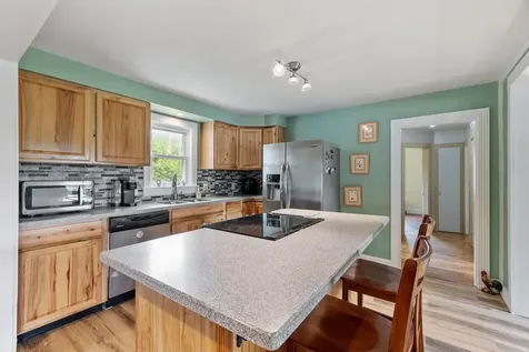 32 Rollins Road Rollinsford NH 03869
