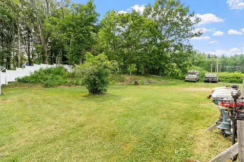 32 Rollins Road Rollinsford NH 03869