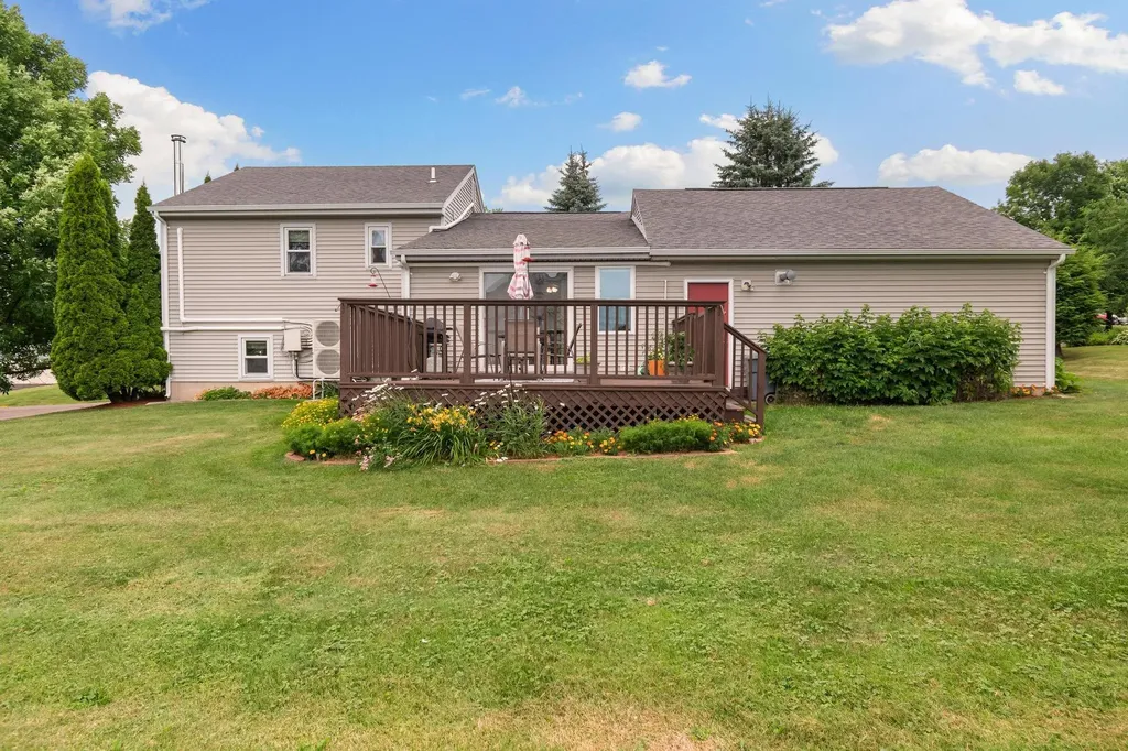 31 Hunting Ridge Lane Milton VT 05468