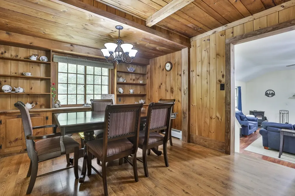 10 N Mason Road Brookline NH 03033