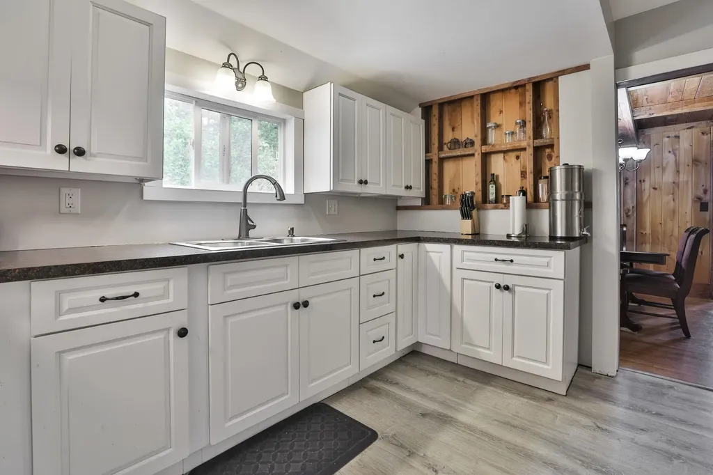 10 N Mason Road Brookline NH 03033