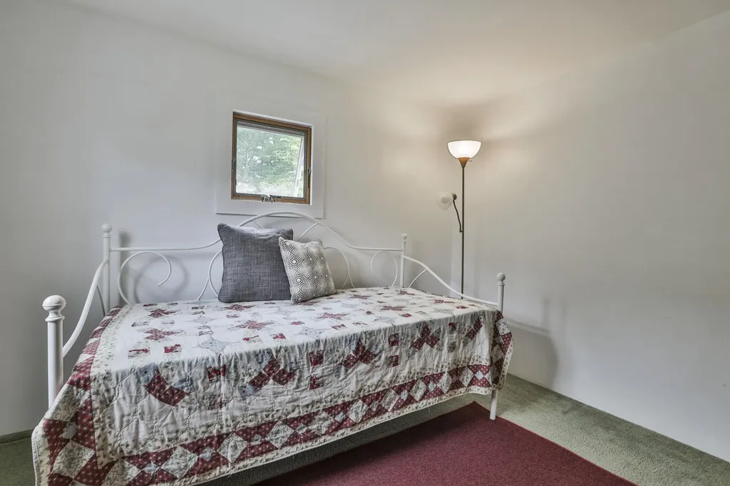 10 N Mason Road Brookline NH 03033