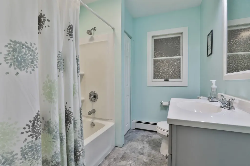 10 N Mason Road Brookline NH 03033