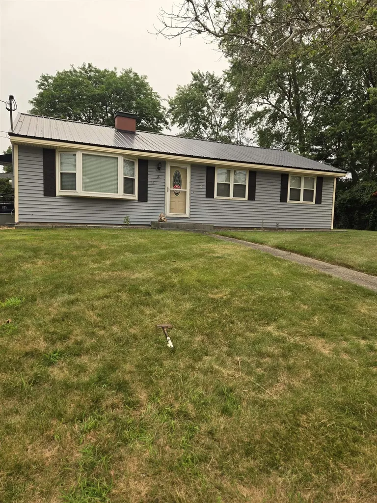 4 Forest Hills Drive Nashua NH 03060