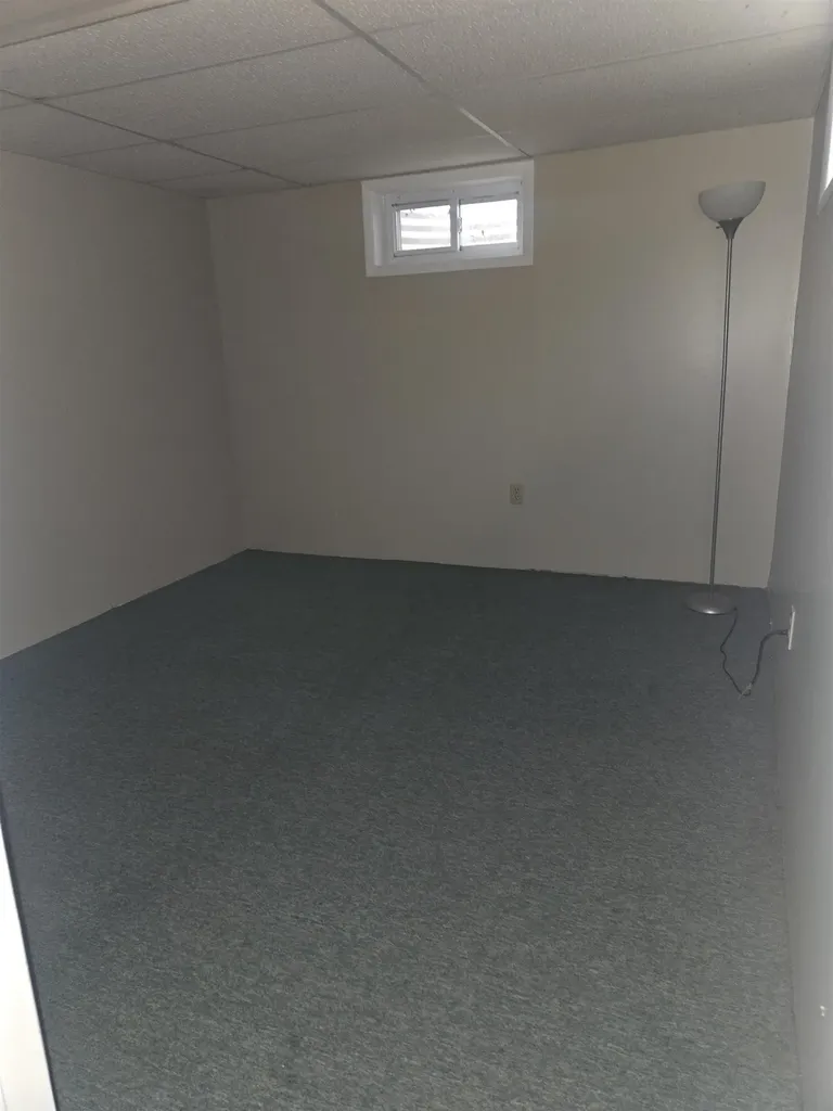 4 Forest Hills Drive Nashua NH 03060