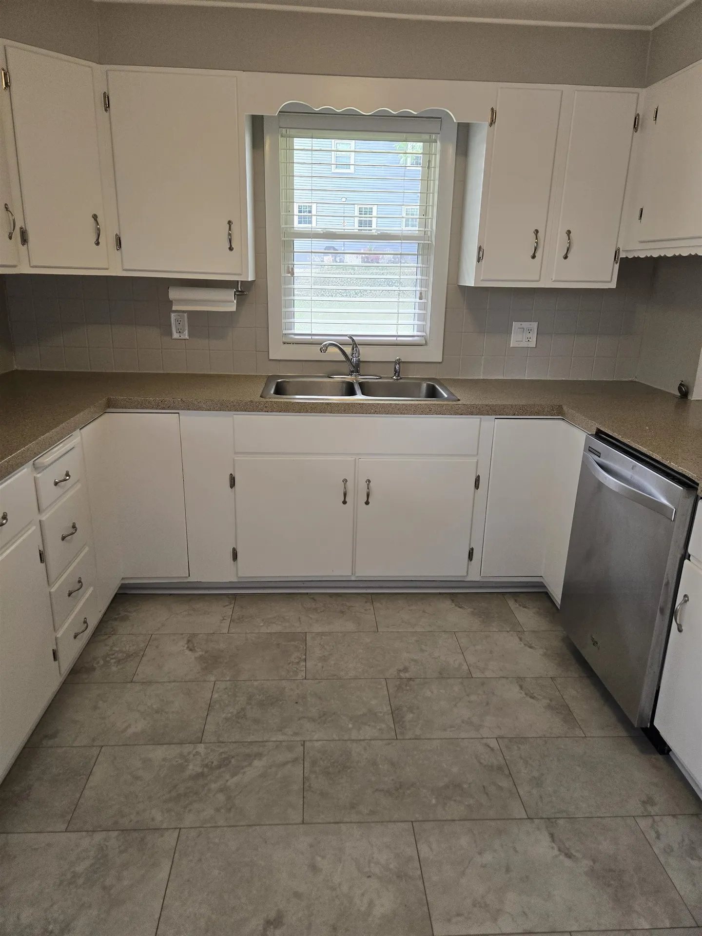 4 Forest Hills Drive Nashua NH 03060