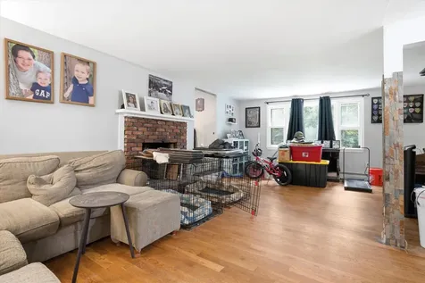 31 Chagnon Lane Hudson NH 03051