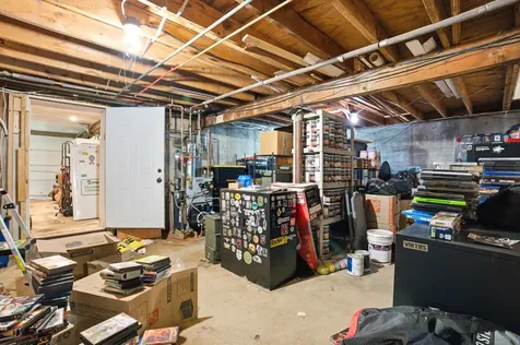 31 Chagnon Lane Hudson NH 03051