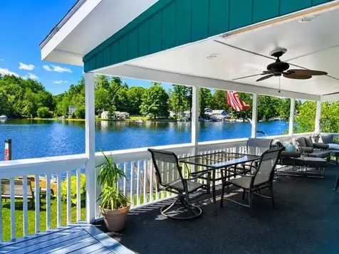 107 Shore Drive Salem NH 03079