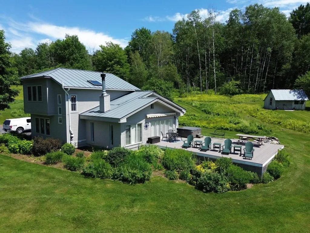 4033 East Warren Road Warren VT 05674