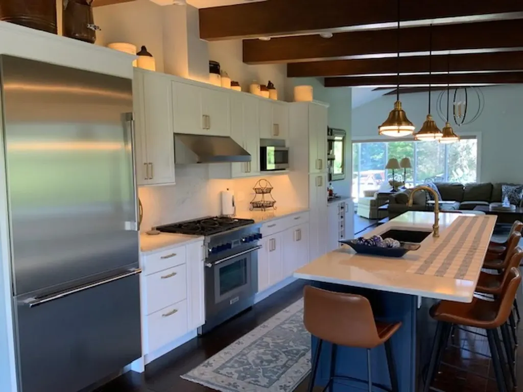 4033 East Warren Road Warren VT 05674