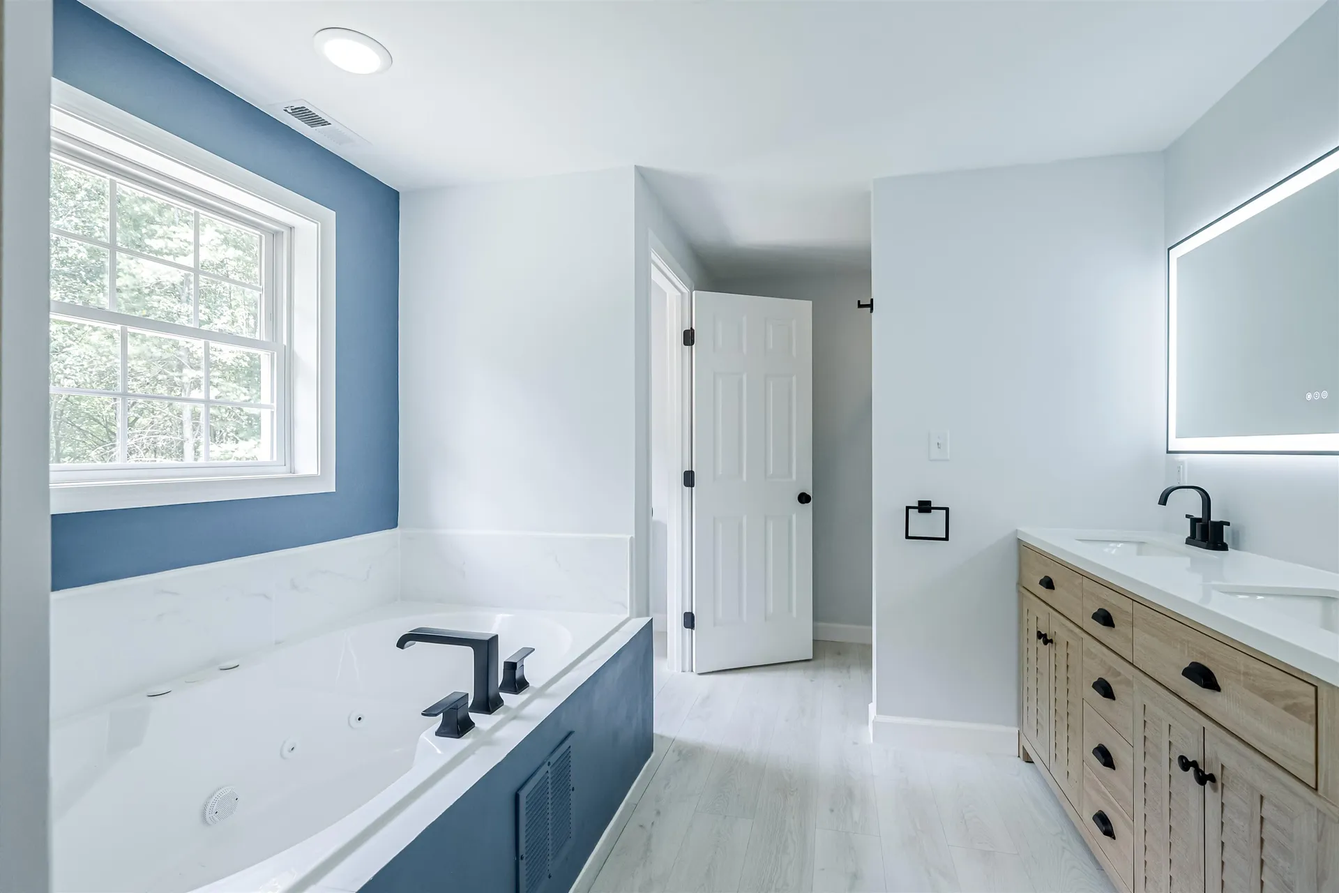 216 Kennedy Hill Road Goffstown NH 03045