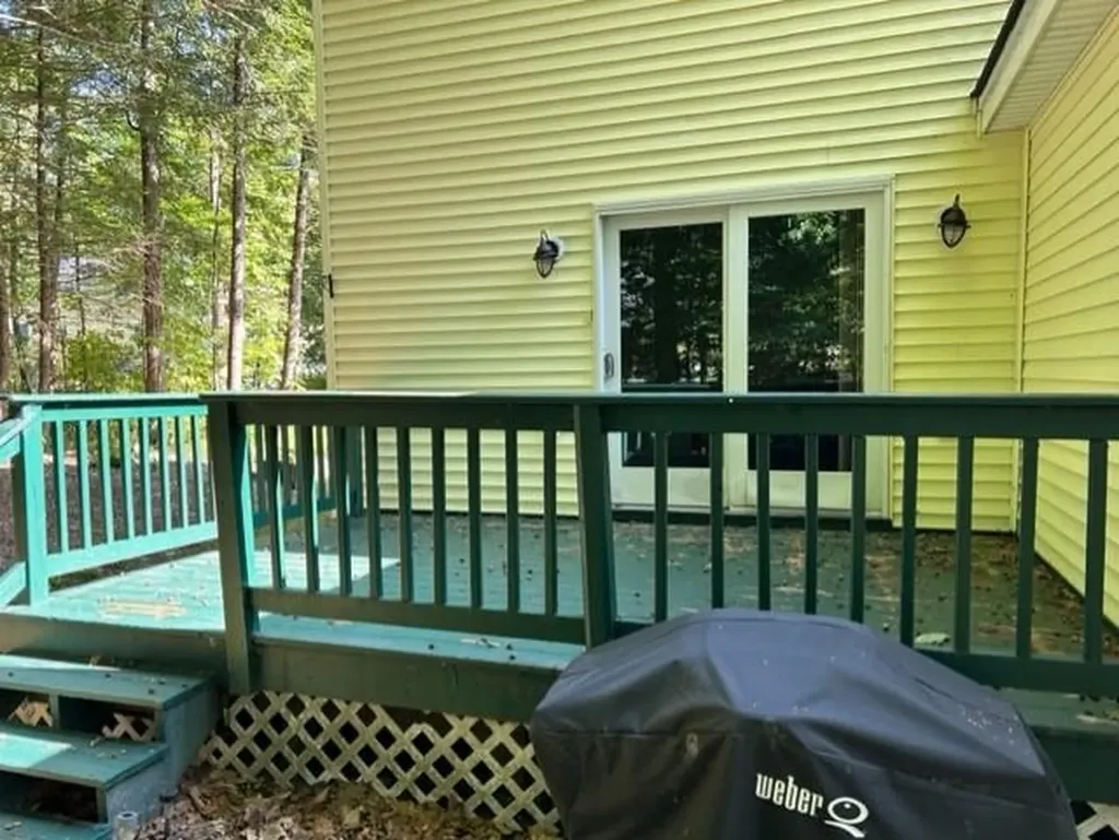 16 Pine Street Newbury NH 03255