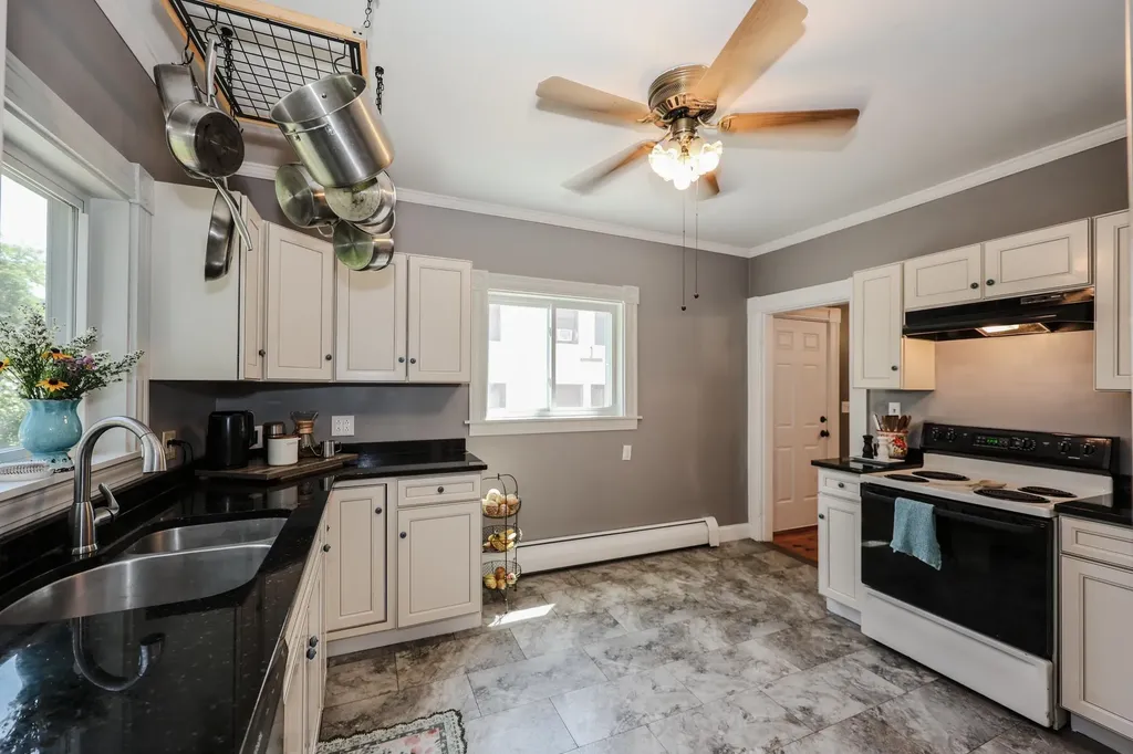 356 Pearl Street Manchester NH 03104