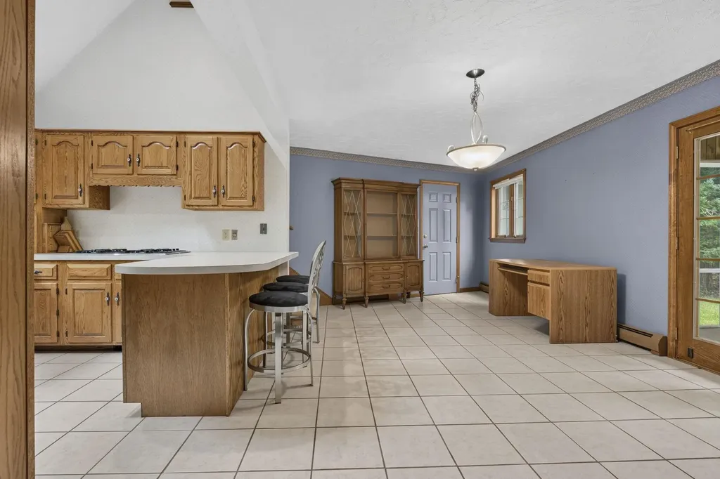 62 Hearthside Circle Bedford NH 03110