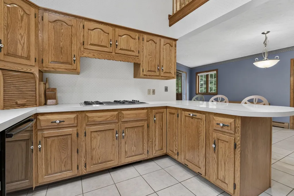 62 Hearthside Circle Bedford NH 03110