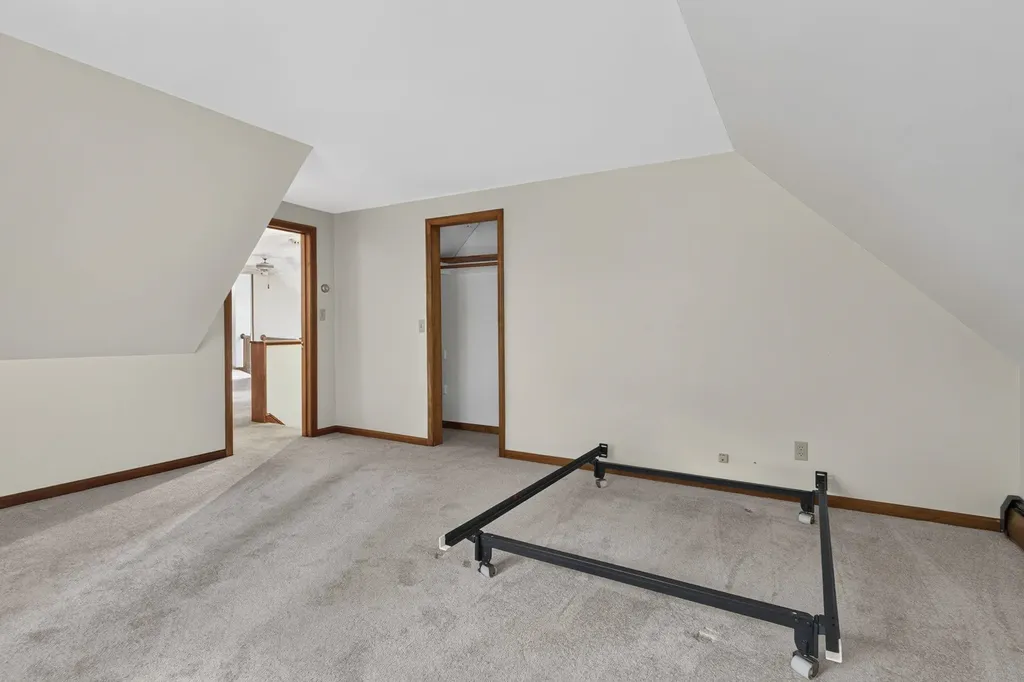 62 Hearthside Circle Bedford NH 03110
