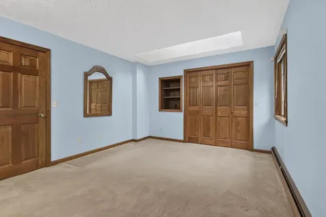 62 Hearthside Circle Bedford NH 03110