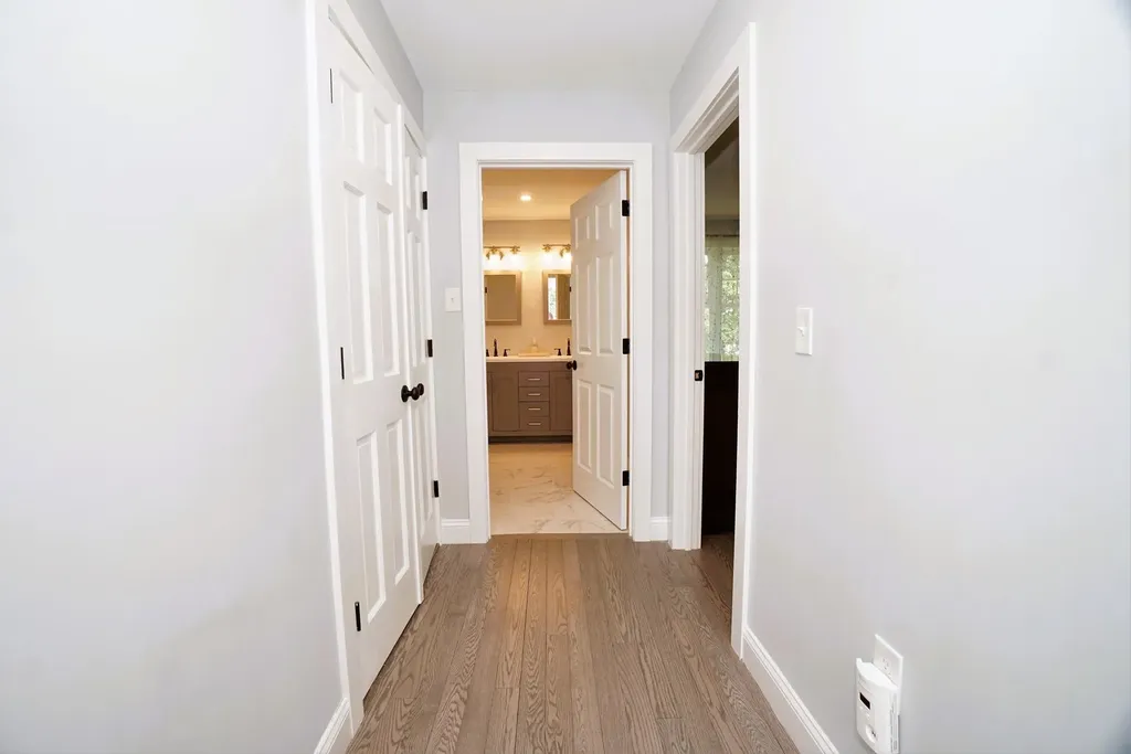 12 Grove Street Windham NH 03087