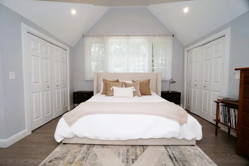 12 Grove Street Windham NH 03087