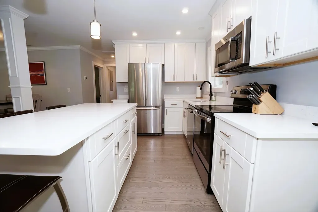 12 Grove Street Windham NH 03087
