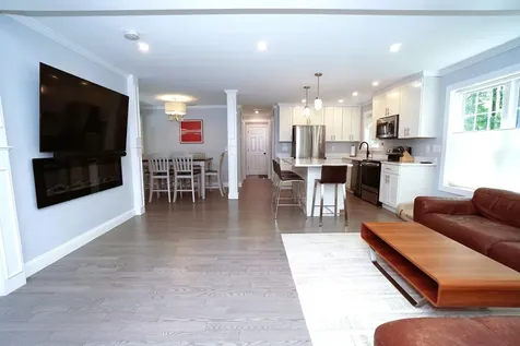 12 Grove Street Windham NH 03087