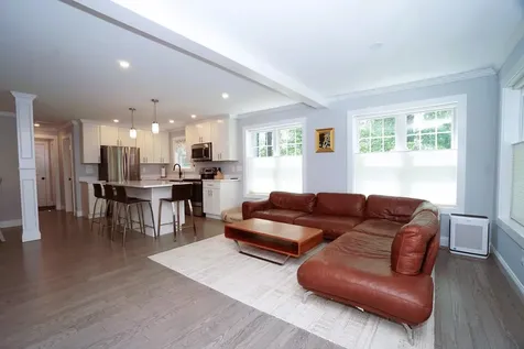 12 Grove Street Windham NH 03087