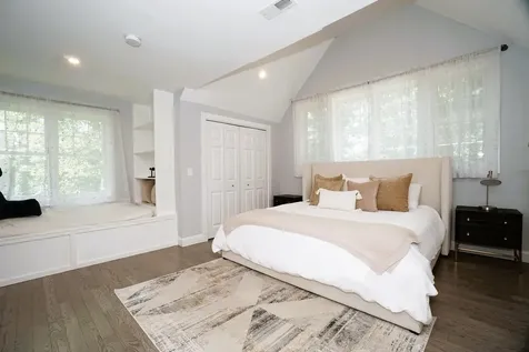 12 Grove Street Windham NH 03087