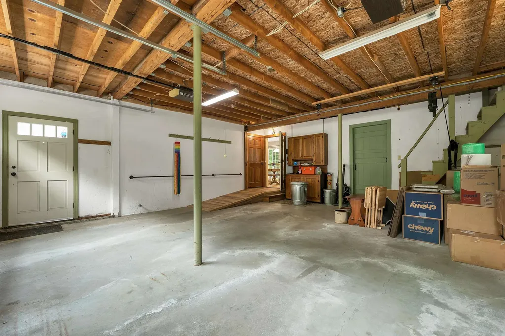 3 Oak Knoll Road Meredith NH 03253