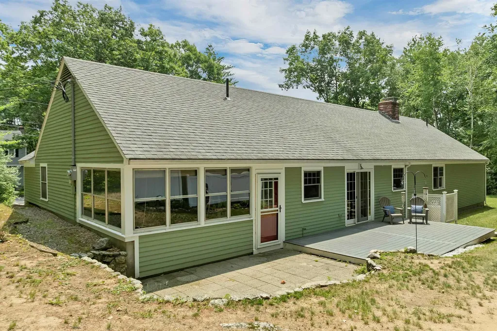 3 Oak Knoll Road Meredith NH 03253
