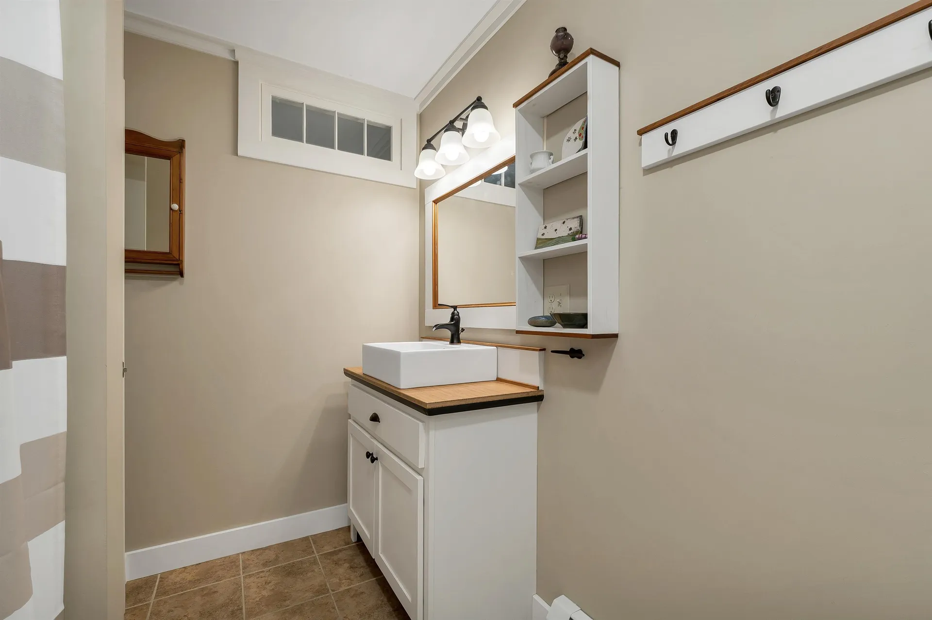 3 Oak Knoll Road Meredith NH 03253