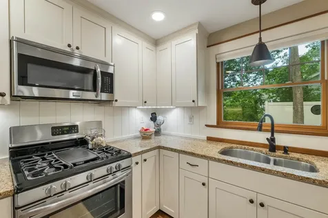 3 Oak Knoll Road Meredith NH 03253