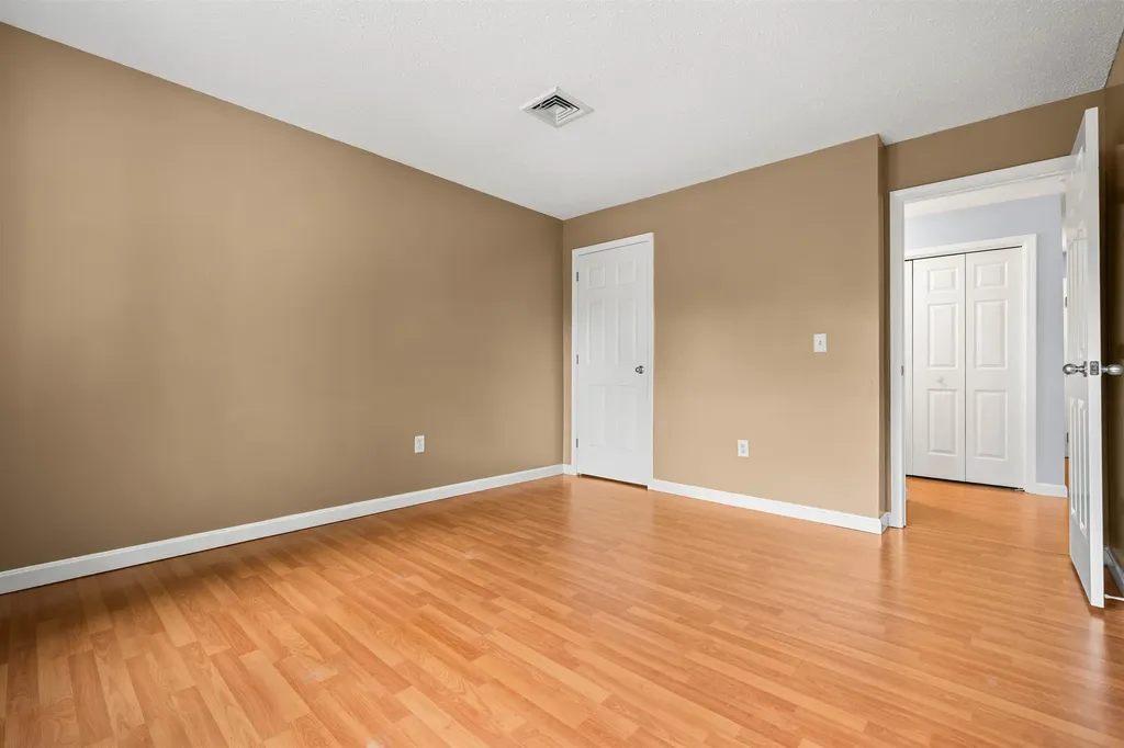 690 South Porter Street Manchester NH 03103