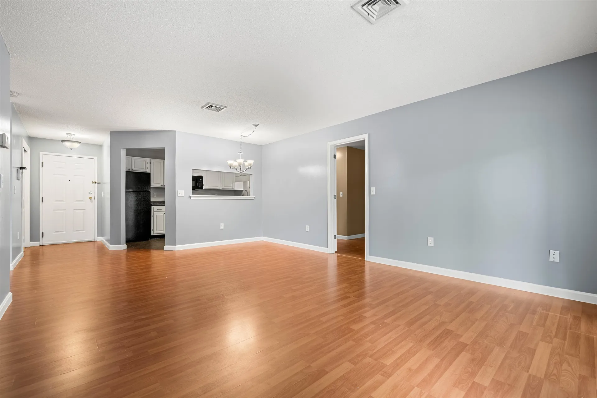 690 South Porter Street Manchester NH 03103