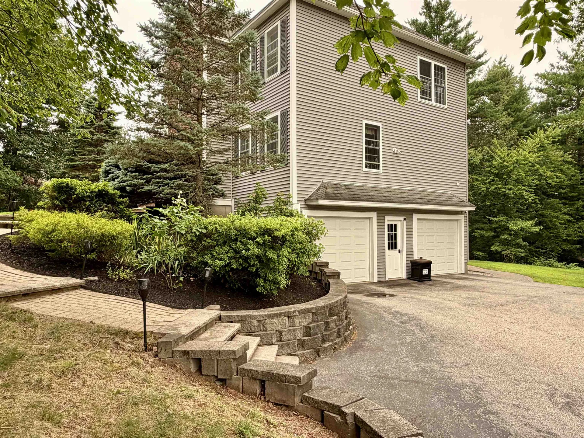 35 Mockingbird Hill Road Windham NH 03087